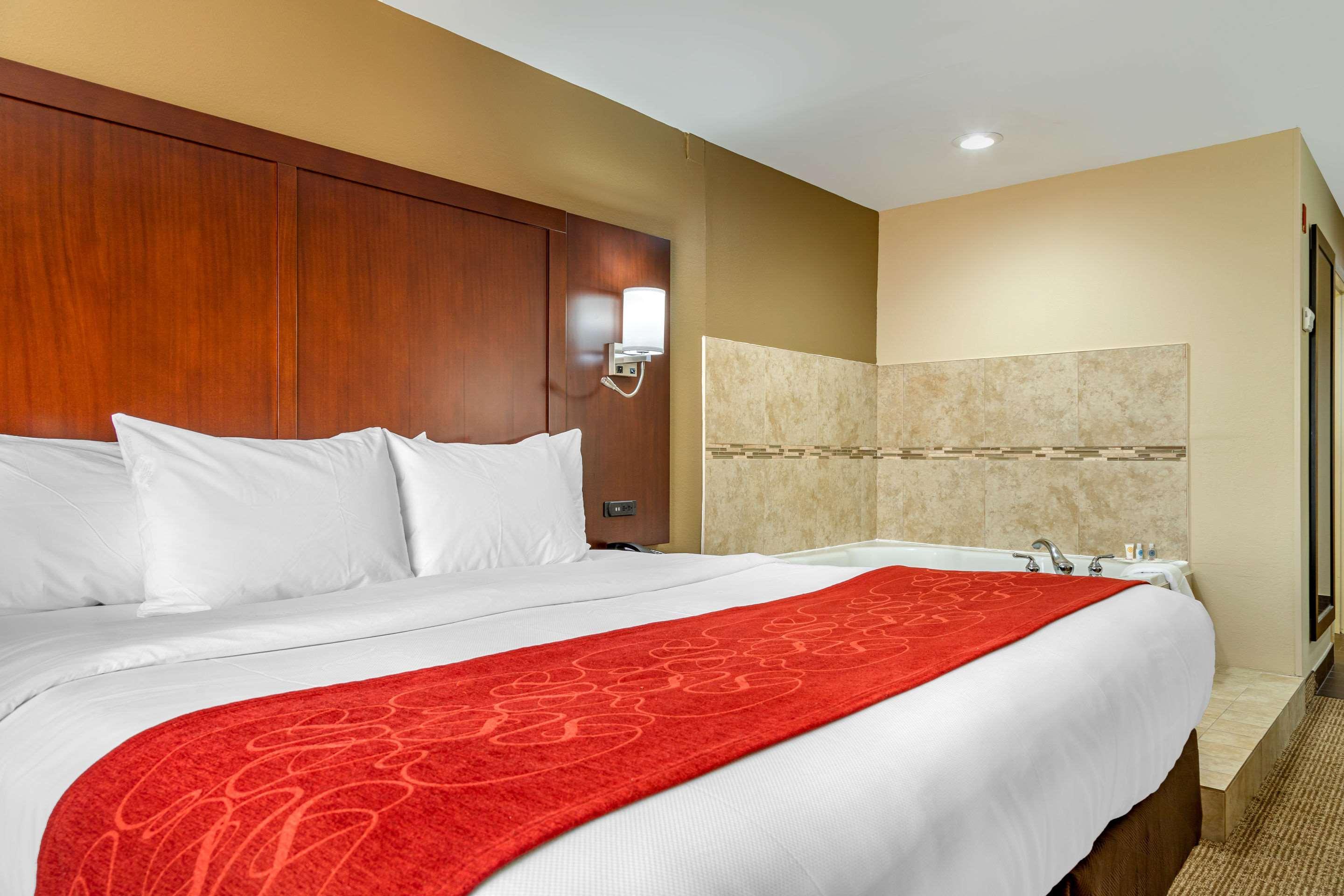 Comfort Suites Savannah Gateway I-95 Exterior photo